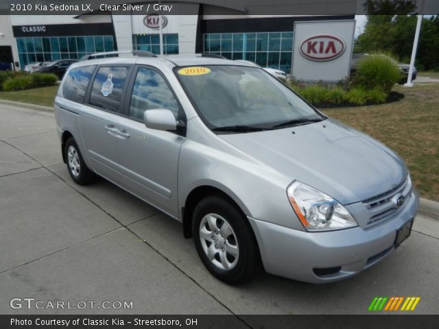 2010 Kia Sedona LX in Clear Silver