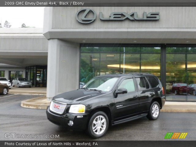 2009 GMC Envoy Denali 4x4 in Black