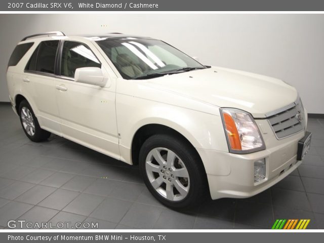 2007 Cadillac SRX V6 in White Diamond