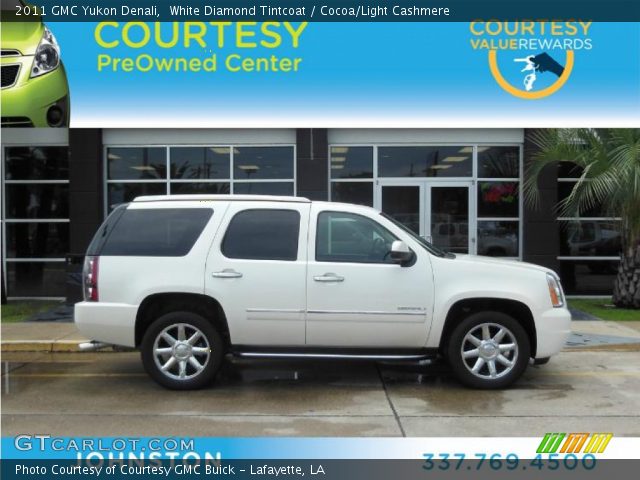 2011 GMC Yukon Denali in White Diamond Tintcoat