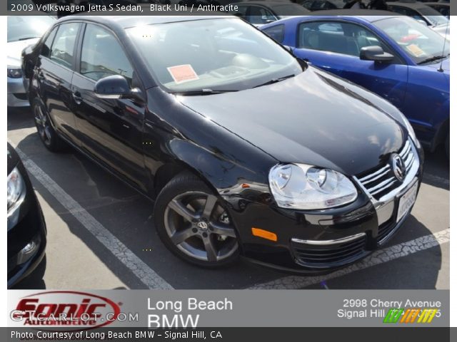2009 Volkswagen Jetta S Sedan in Black Uni