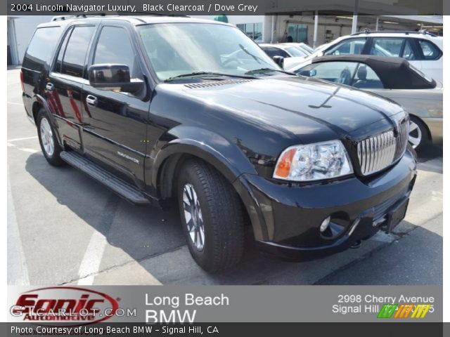 2004 Lincoln Navigator Luxury in Black Clearcoat