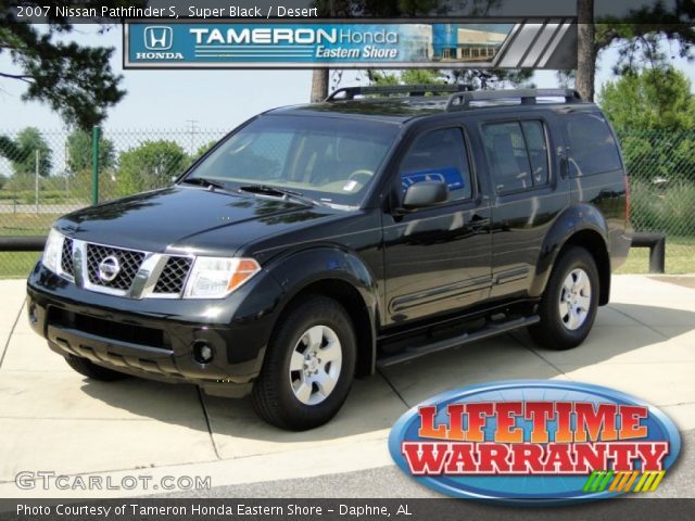 2007 Nissan Pathfinder S in Super Black