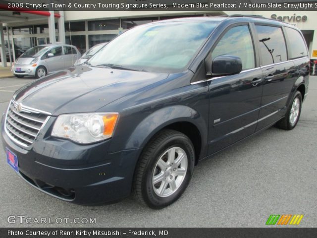 2008 Chrysler Town & Country Touring Signature Series in Modern Blue Pearlcoat
