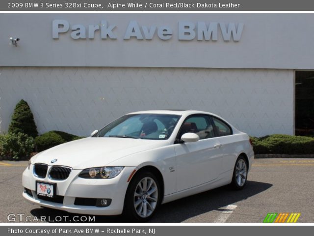 2009 BMW 3 Series 328xi Coupe in Alpine White