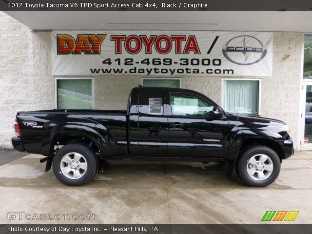 2012 Toyota Tacoma V6 TRD Sport Access Cab 4x4 in Black