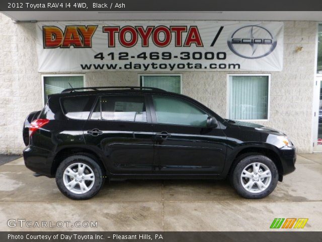 2012 Toyota RAV4 I4 4WD in Black