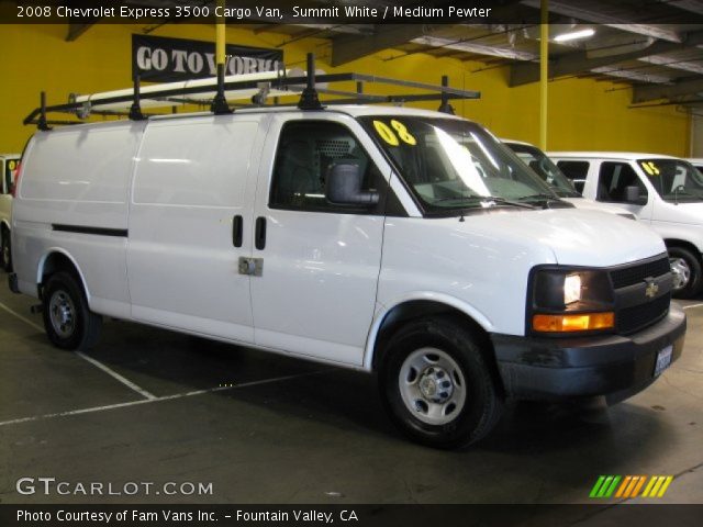 2008 Chevrolet Express 3500 Cargo Van in Summit White