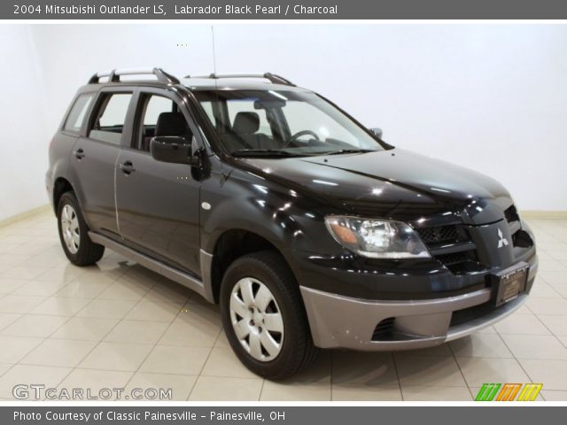 2004 Mitsubishi Outlander LS in Labrador Black Pearl