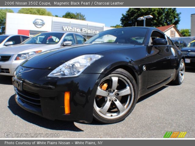 2006 Nissan 350Z Coupe in Magnetic Black Pearl