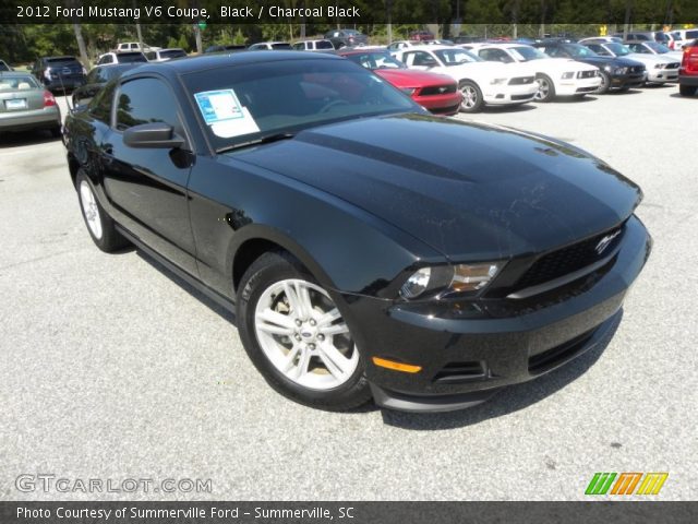 2012 Ford Mustang V6 Coupe in Black