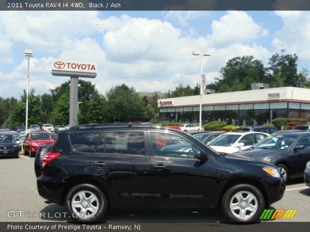 2011 Toyota RAV4 I4 4WD in Black