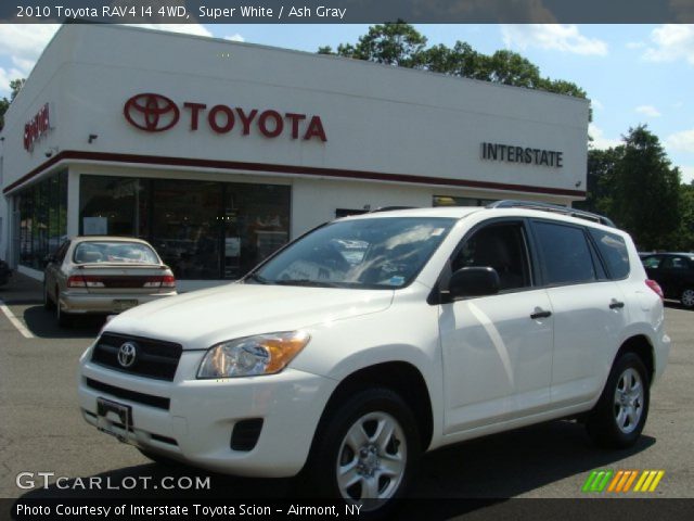 2010 Toyota RAV4 I4 4WD in Super White