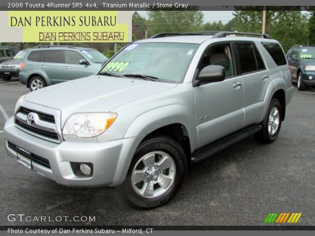 2006 Toyota 4Runner SR5 4x4 in Titanium Metallic