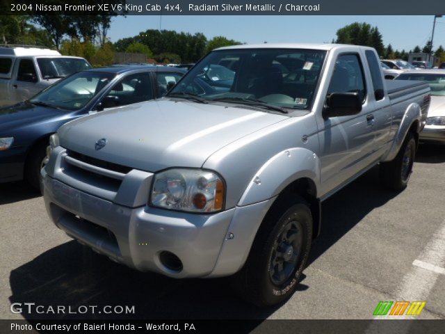 2004 Nissan Frontier XE V6 King Cab 4x4 in Radiant Silver Metallic