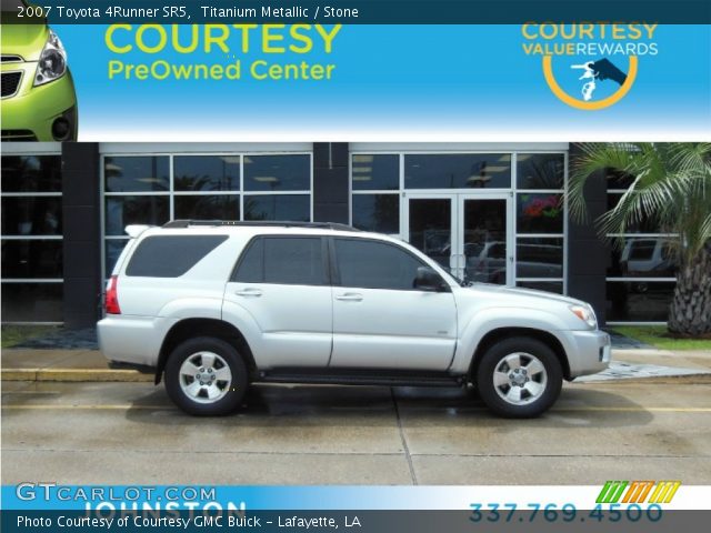 2007 Toyota 4Runner SR5 in Titanium Metallic