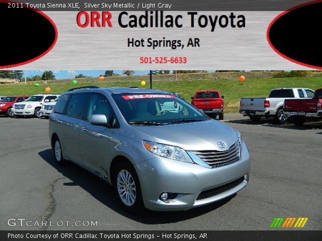 2011 Toyota Sienna XLE in Silver Sky Metallic