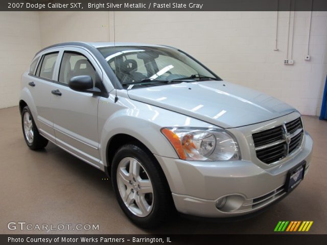 2007 Dodge Caliber SXT in Bright Silver Metallic