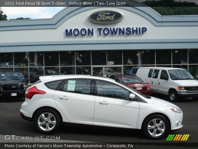 2012 Ford Focus SE Sport 5-Door in Oxford White