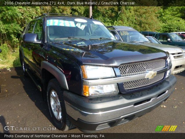 2006 Chevrolet Avalanche Z71 4x4 in Dark Blue Metallic