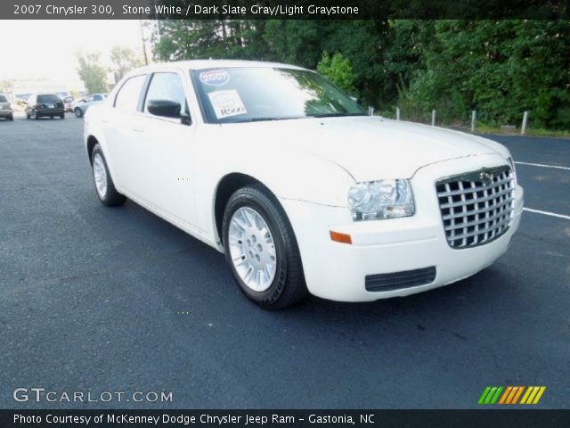 2007 Chrysler 300  in Stone White