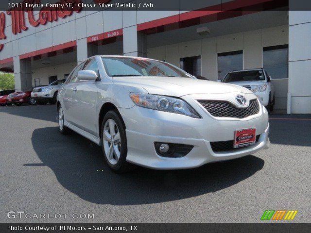 2011 Toyota Camry SE in Classic Silver Metallic