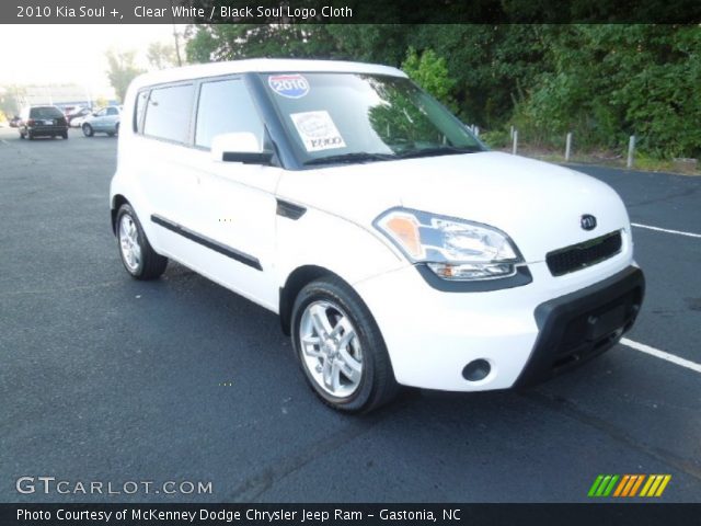 2010 Kia Soul + in Clear White