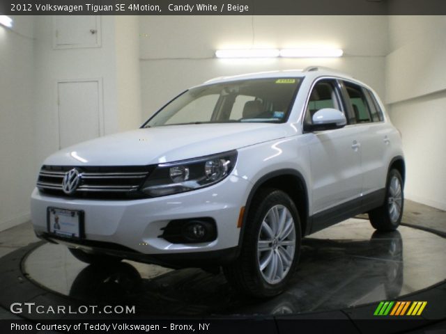 2012 Volkswagen Tiguan SE 4Motion in Candy White