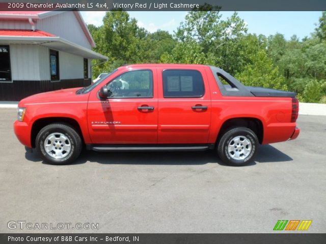 2009 Chevrolet Avalanche LS 4x4 in Victory Red