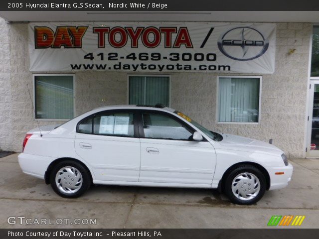 2005 Hyundai Elantra GLS Sedan in Nordic White