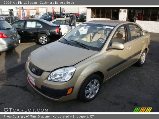 2006 Kia Rio LX Sedan in Cashmere Beige