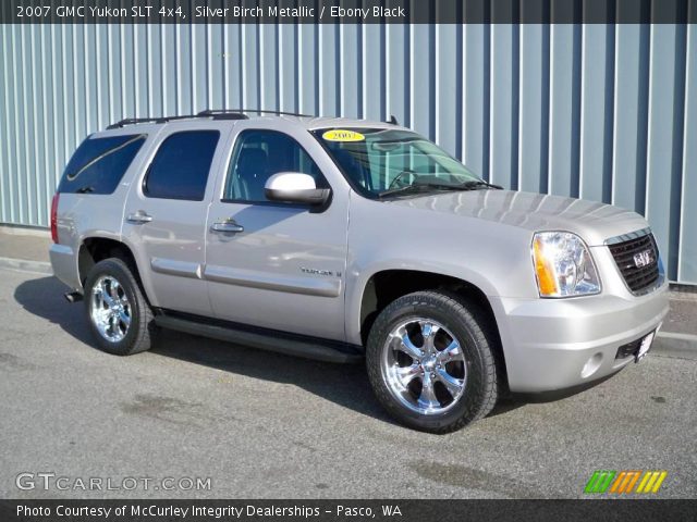 2007 GMC Yukon SLT 4x4 in Silver Birch Metallic