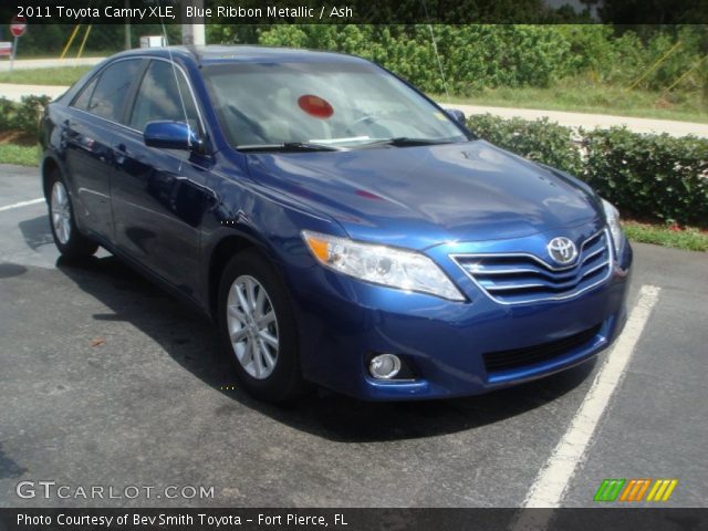 2011 Toyota Camry XLE in Blue Ribbon Metallic