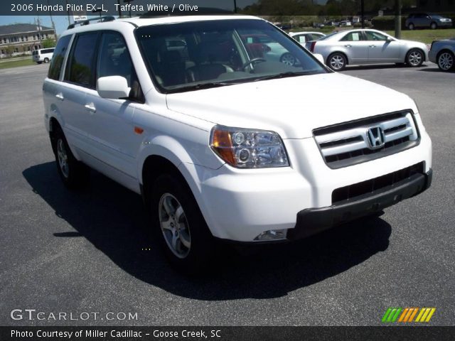 2006 Honda Pilot EX-L in Taffeta White