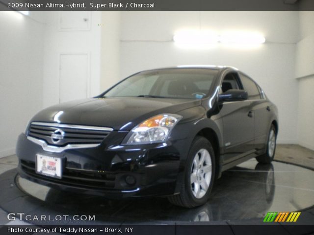 2009 Nissan Altima Hybrid in Super Black