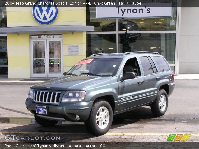2004 Jeep Grand Cherokee Special Edition 4x4 in Onyx Green Pearl