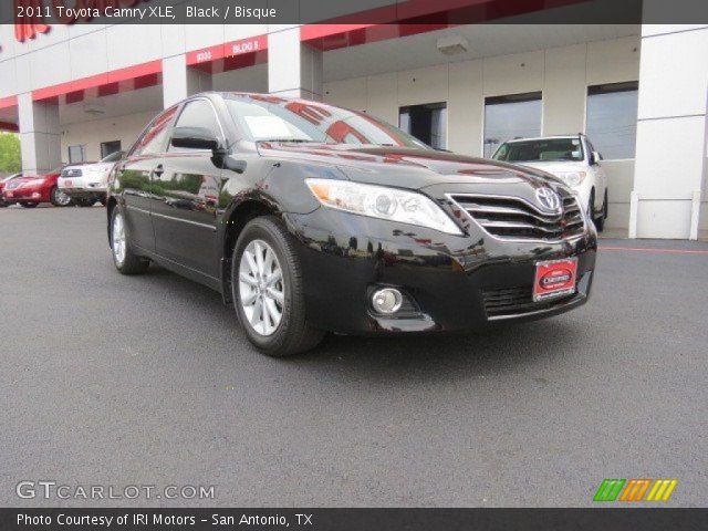 2011 Toyota Camry XLE in Black