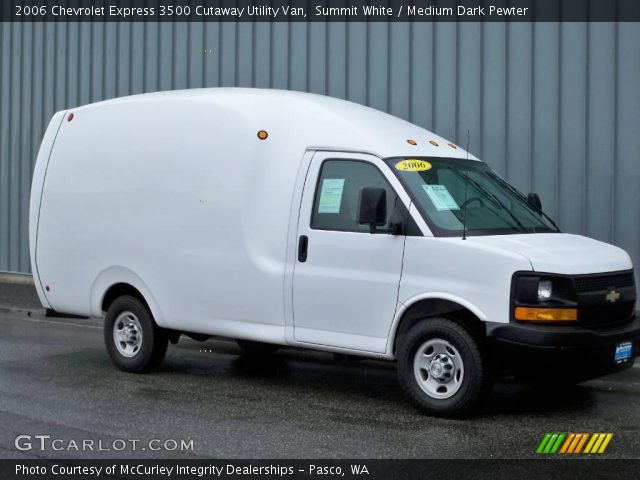 2006 Chevrolet Express 3500 Cutaway Utility Van in Summit White