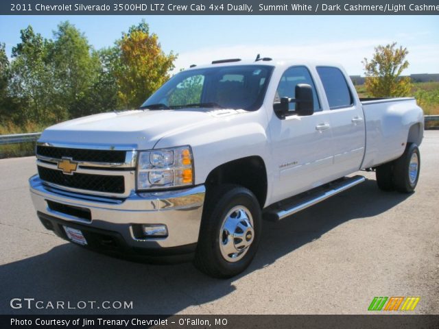 2011 Chevrolet Silverado 3500HD LTZ Crew Cab 4x4 Dually in Summit White
