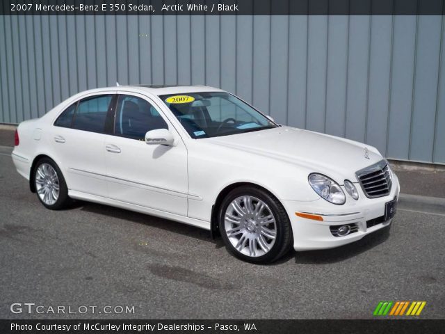 2007 Mercedes-Benz E 350 Sedan in Arctic White