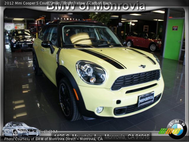 2012 Mini Cooper S Countryman in Bright Yellow