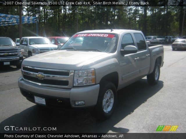 2007 Chevrolet Silverado 1500 LTZ Crew Cab 4x4 in Silver Birch Metallic