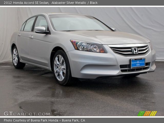 2012 Honda Accord SE Sedan in Alabaster Silver Metallic