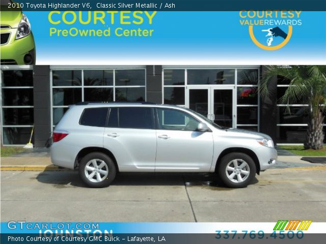 2010 Toyota Highlander V6 in Classic Silver Metallic