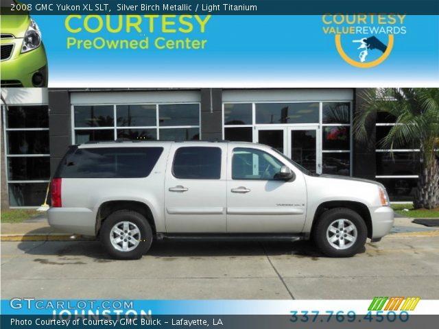 2008 GMC Yukon XL SLT in Silver Birch Metallic