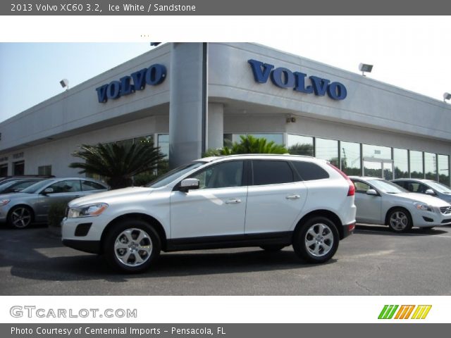 2013 Volvo XC60 3.2 in Ice White