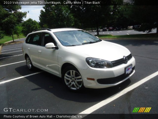 2010 Volkswagen Jetta TDI SportWagen in Candy White