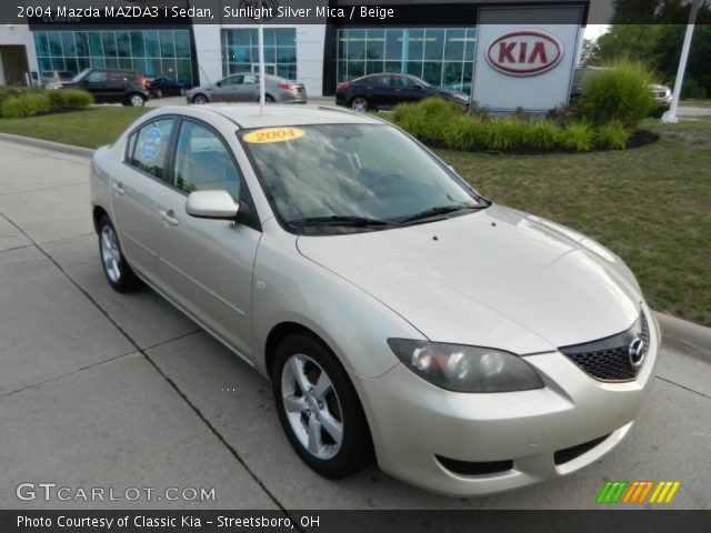 2004 Mazda MAZDA3 i Sedan in Sunlight Silver Mica