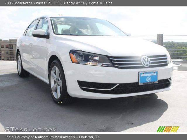 2012 Volkswagen Passat 2.5L SE in Candy White