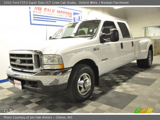 2002 Ford F350 Super Duty XLT Crew Cab Dually in Oxford White